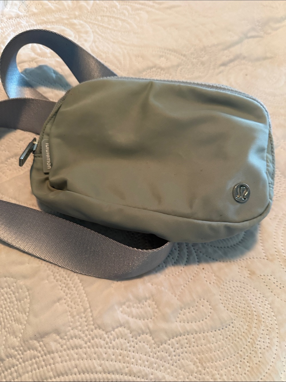 Lululemon everywhere our belt excellent condition used one time gray - Picture 8 of 8
